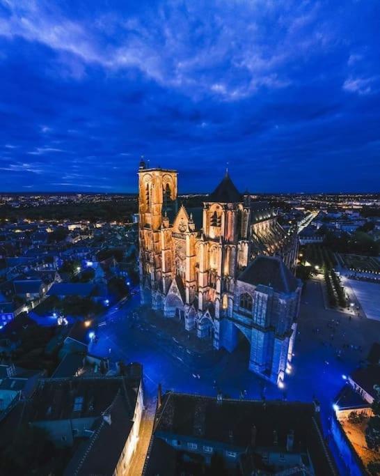 Appartement T2 Independant Au Coeur De La Ville Bourges Esterno foto