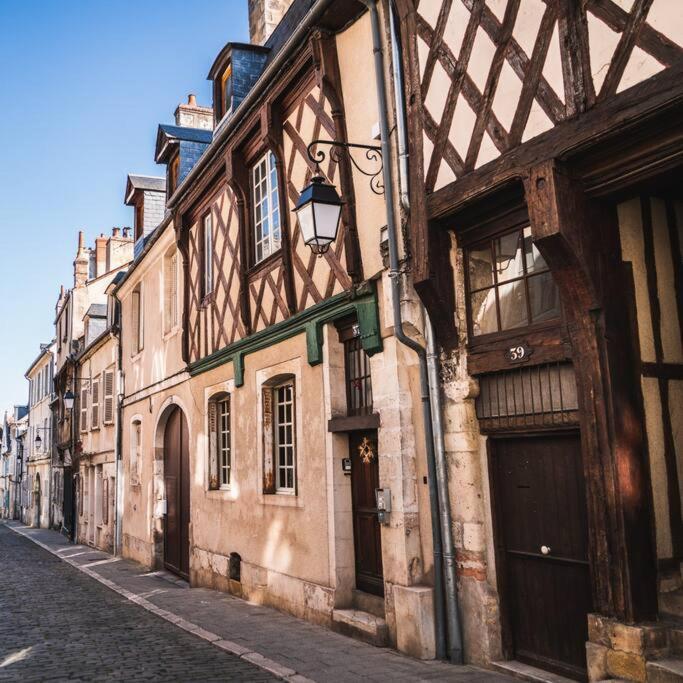 Appartement T2 Independant Au Coeur De La Ville Bourges Esterno foto