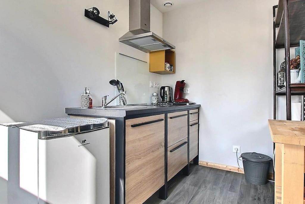 Appartement T2 Independant Au Coeur De La Ville Bourges Esterno foto