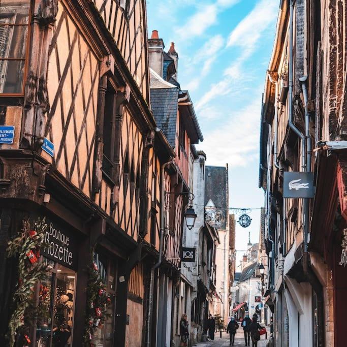 Appartement T2 Independant Au Coeur De La Ville Bourges Esterno foto